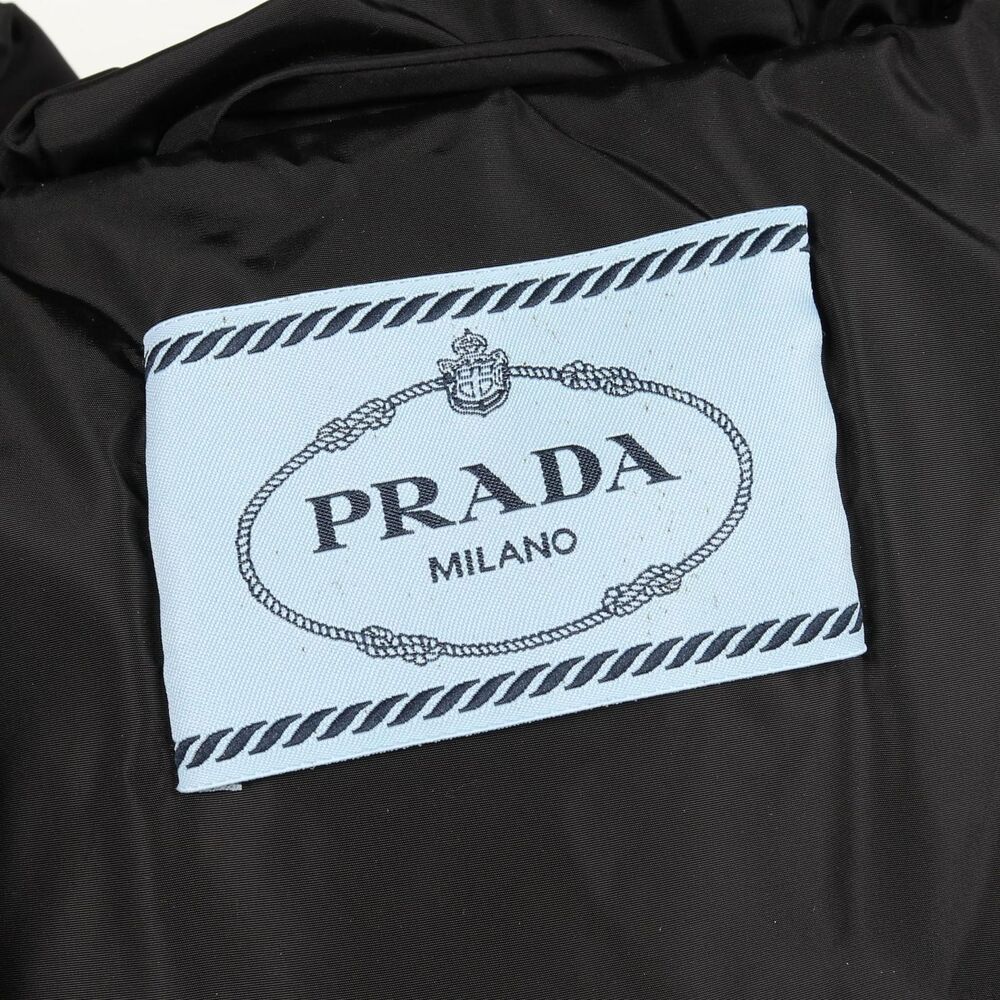 Prada Down Jacket Triangle Logo Nylon Jacket Ladi… - image 3